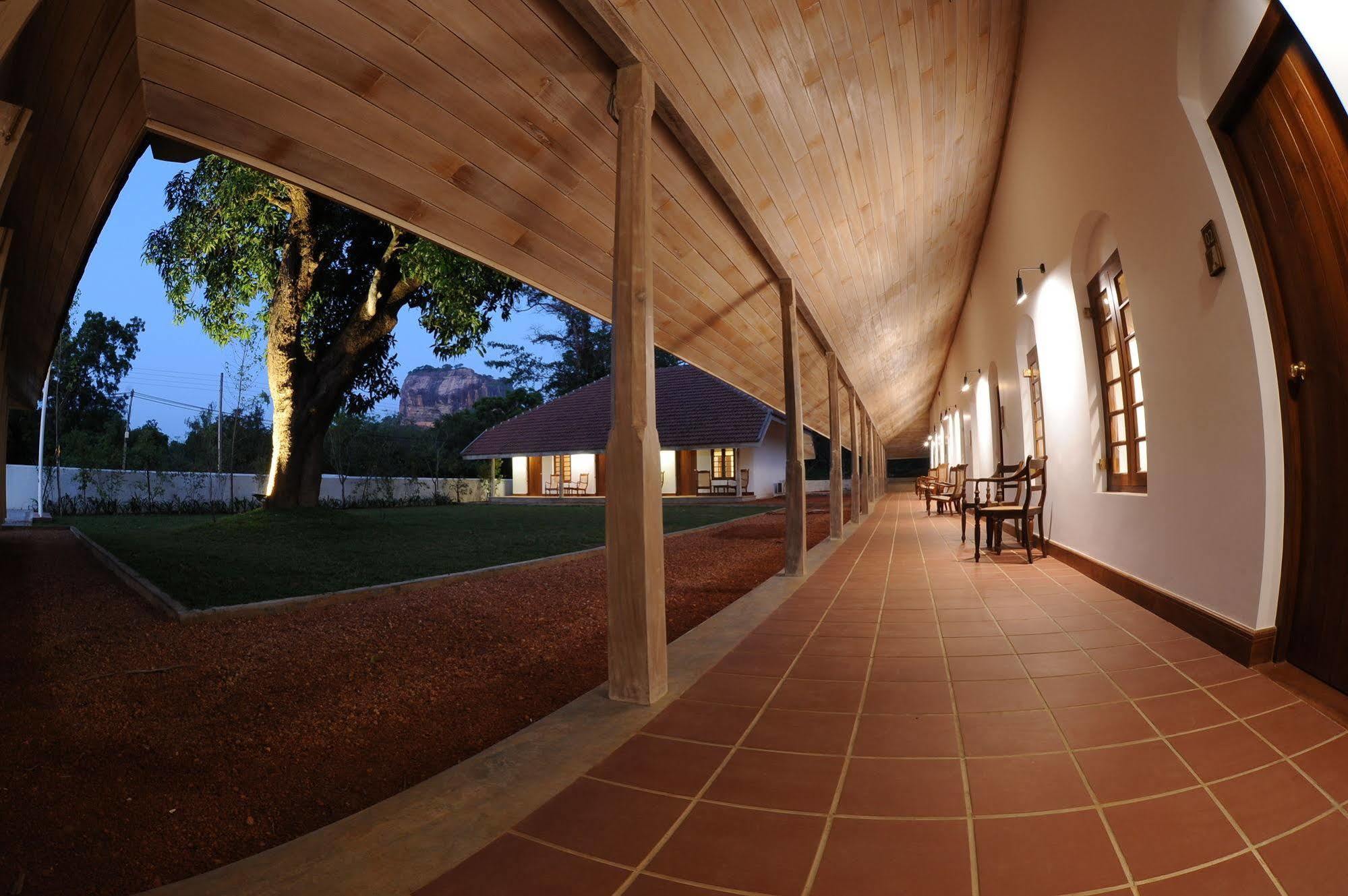 Ekho Sigiriya Hotell Eksteriør bilde
