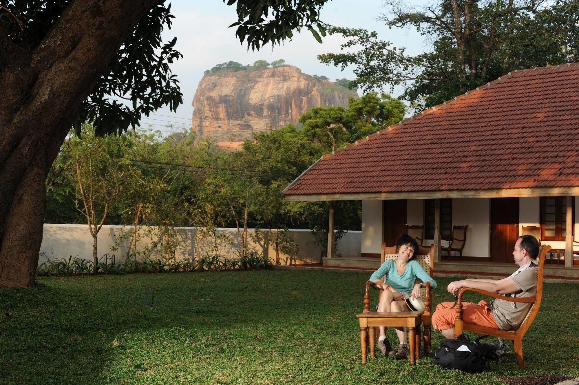 Ekho Sigiriya Hotell Eksteriør bilde