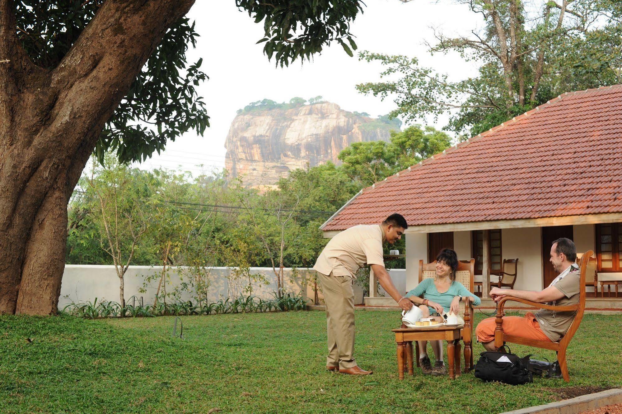 Ekho Sigiriya Hotell Eksteriør bilde